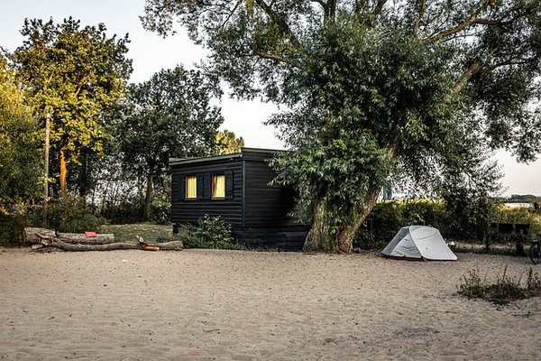 10 Raisons pour lesquelles choisir un Mobil Home en Camping en Dordogne transformera vos Vacances